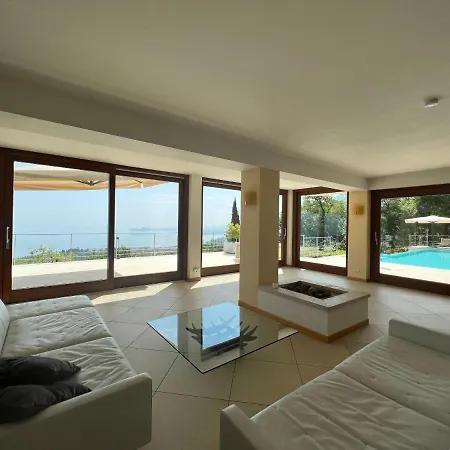Chiara Villa *