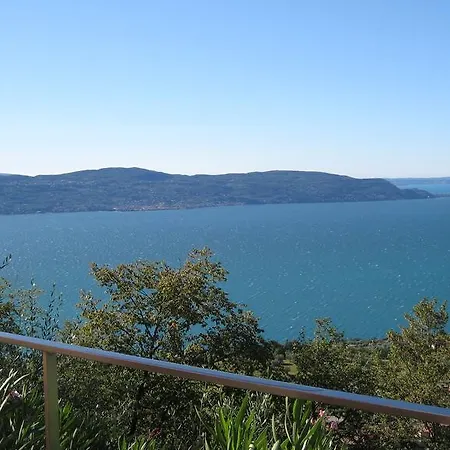 Chiara Villa